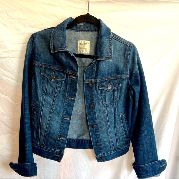 Old Navy Jean Jacket- size Medium - Picture 1 of 8